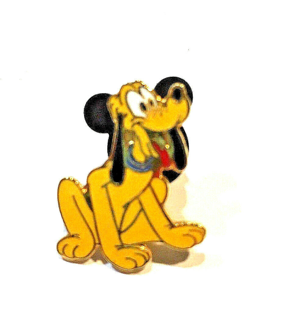 Disney Pin #1110-pluto Sitting W/blue Collar & Tongue Out-looking To The Right